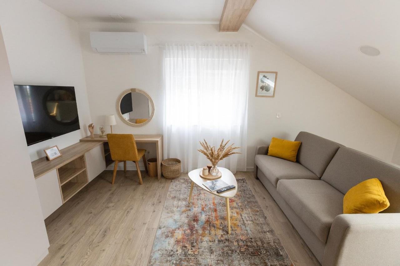 Rooms & Apartment Perak Kutjevo Buitenkant foto