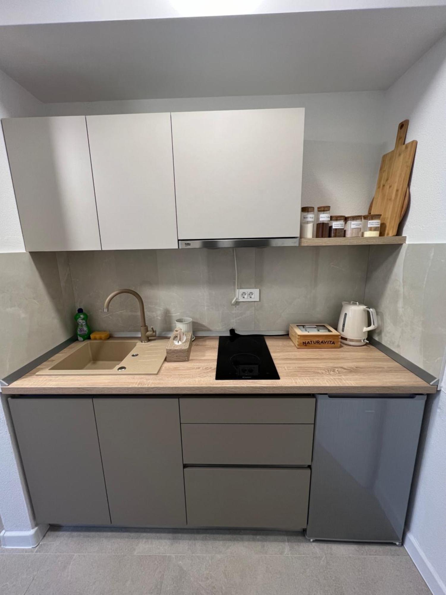 Rooms & Apartment Perak Kutjevo Buitenkant foto