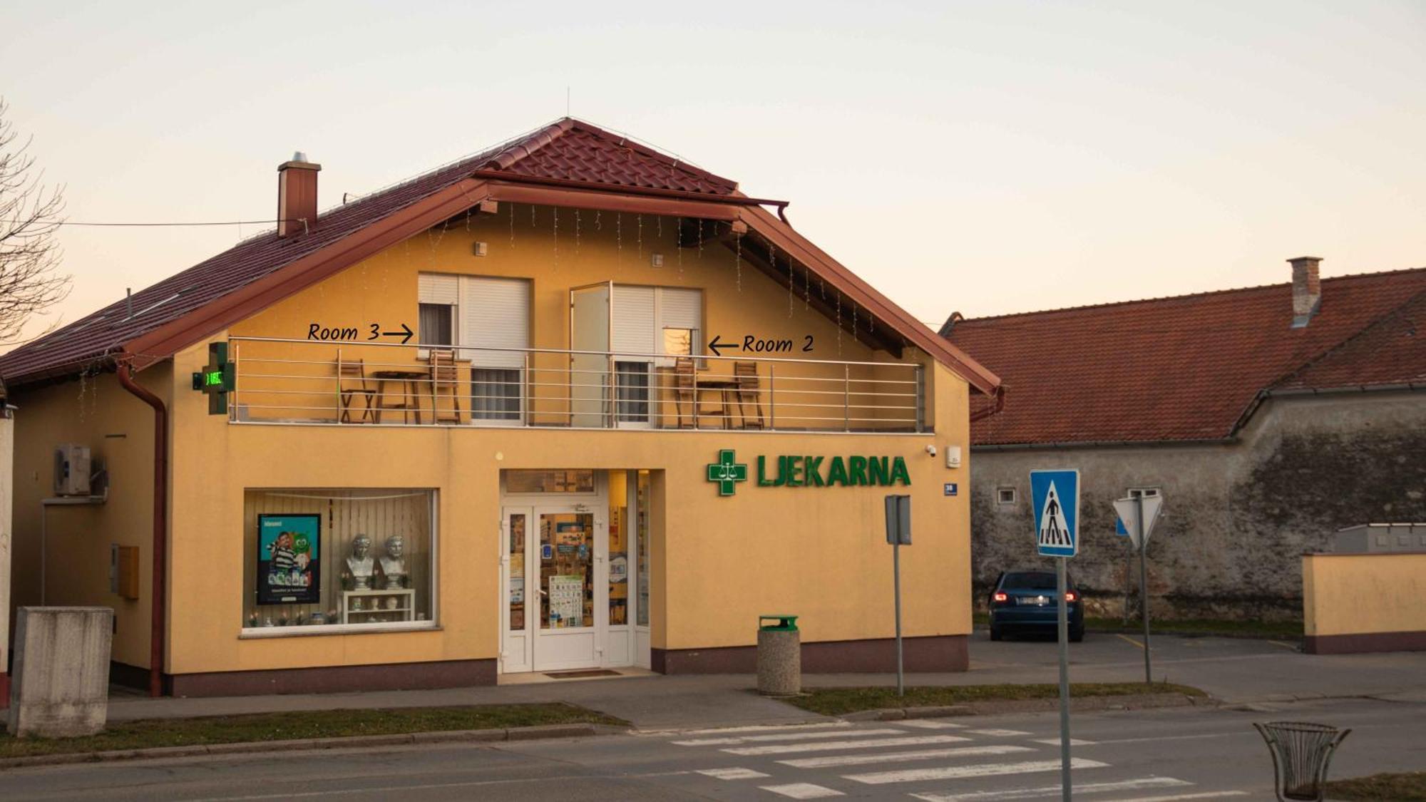 Rooms & Apartment Perak Kutjevo Buitenkant foto